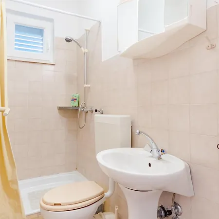 公寓 Sea Star - Three-bedroom With Pool And Sea View 特罗吉尔