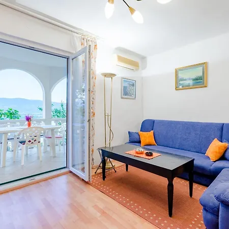 公寓 Sea Star - Three-bedroom With Pool And Sea View
