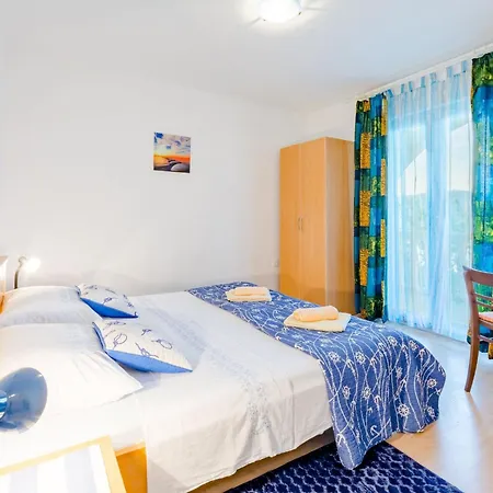 公寓 Sea Star - Three-bedroom With Pool And Sea View 特罗吉尔